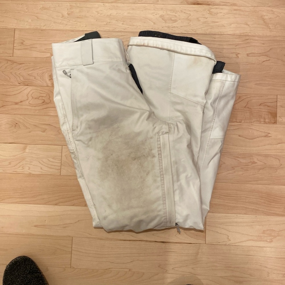Patagonia snow pants-very stained! Very functional! Large